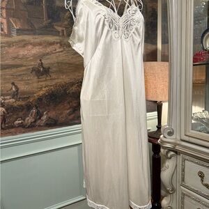 Vintage Lace Satin Nightgown Bridal Slip Dress Cottagecore Lingerie